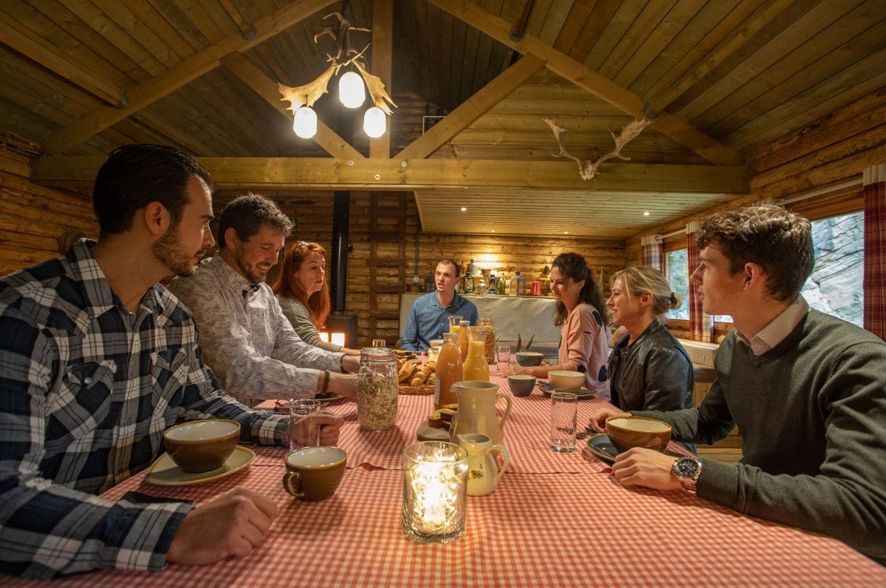 repas entre collègue team building Ardenne 